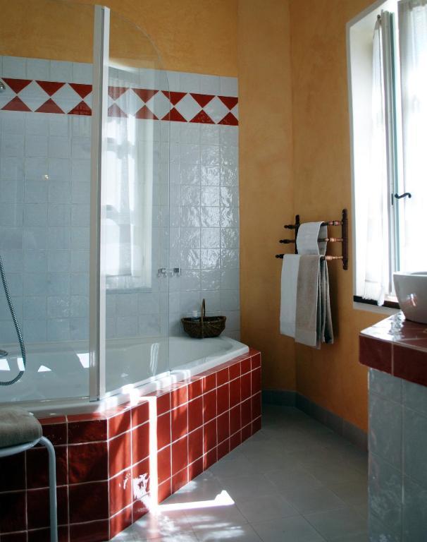 Bed and Breakfast Domaine De Provensol Venterol  Zimmer foto